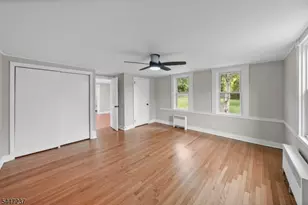 117 Mountain View Rd, Hillsborough Township, NJ 08844 - Photo 6