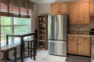 39 Briar Ln, Raritan Township, NJ 08822 - Photo 8
