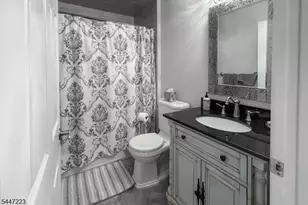 39 Briar Ln, Raritan Township, NJ 08822 - Photo 18