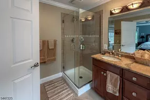 39 Briar Ln, Raritan Township, NJ 08822 - Photo 12