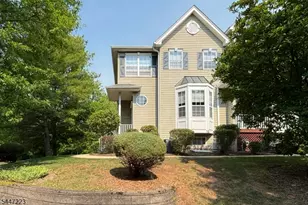 39 Briar Ln, Raritan Township, NJ 08822 - Photo 1