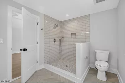 2240 Evergreen Ave, Scotch Plains Township, NJ 07076 - Photo 28