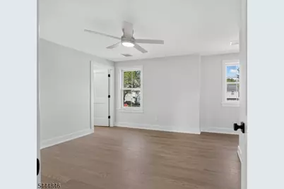 2240 Evergreen Ave, Scotch Plains Township, NJ 07076 - Photo 30