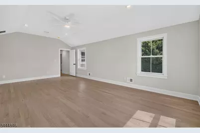 2240 Evergreen Ave, Scotch Plains Township, NJ 07076 - Photo 24
