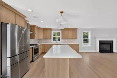 2240 Evergreen Ave, Scotch Plains Township, NJ 07076 - Photo 6