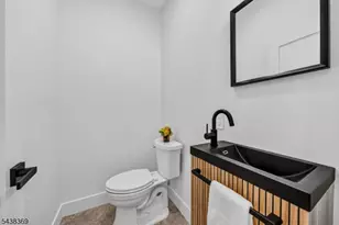 125 Cedarhurst Ave, Woodland Park, NJ 07424 - Photo 20