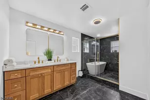 125 Cedarhurst Ave, Woodland Park, NJ 07424 - Photo 28