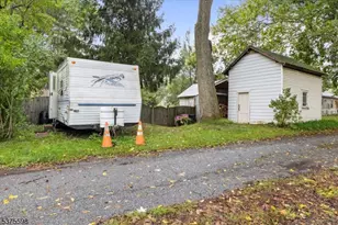 424 Hardwick St, Belvidere, NJ 07823 - Photo 28