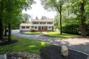 2 Hemlock Ln, Roxbury Township, NJ 07836 - Photo 2