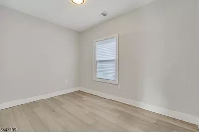 626 S 20th St, Newark, NJ 07103 - Photo 10