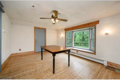 1097 State Route 173, Bethlehem Township, NJ 08802 - Photo 12