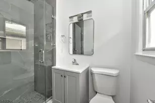 398 Mayer Ct, Ridgefield, NJ 07657 - Photo 16