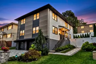 398 Mayer Ct, Ridgefield, NJ 07657 - Photo 1