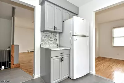 398 Mayer Ct #2, Ridgefield, NJ 07657 - Photo 12