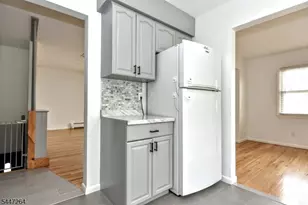 398 Mayer Ct, Ridgefield, NJ 07657 - Photo 12