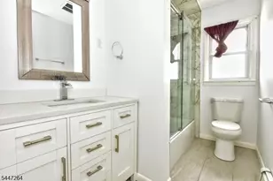 398 Mayer Ct, Ridgefield, NJ 07657 - Photo 20