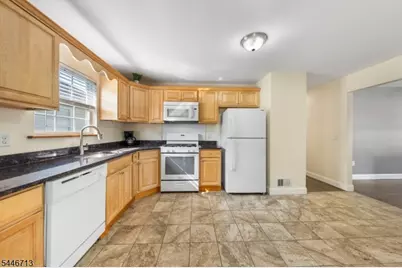 128 Baltimore Ave, Hillside, NJ 07205 - Photo 6