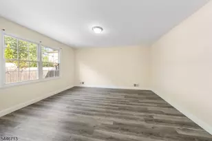 128 Baltimore Ave, Hillside, NJ 07205 - Photo 10