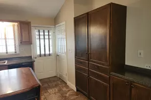 112 Brentwood Rd, Raritan, NJ 08869 - Photo 8