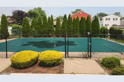112 Brentwood Rd, Raritan, NJ 08869 - Photo 18