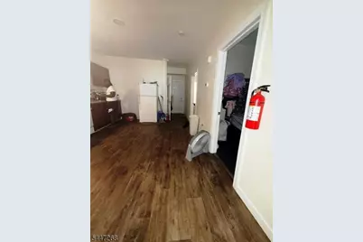 562 Summer St, Paterson, NJ 07501 - Photo 8