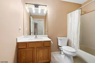 4 Reins Ct, Franklin Township, NJ 08873 - Photo 22