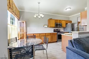 4 Reins Ct, Franklin Township, NJ 08873 - Photo 10