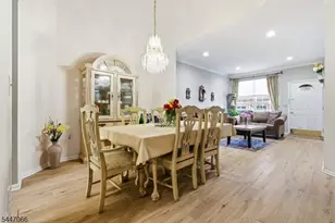 4 Reins Ct, Franklin Township, NJ 08873 - Photo 4