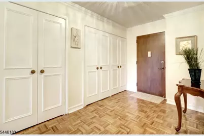 2 Claridge Dr. 1Bw, Verona Twp., NJ 07044 - Photo 2