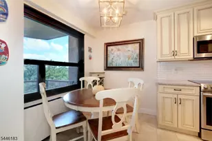 2 Claridge Dr 1Bw, Verona Twp., NJ 07044 - Photo 6