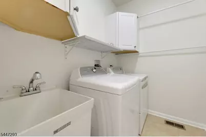 68 Independence Trl, Totowa, NJ 07512 - Photo 40