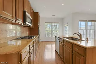 68 Independence Trail, Totowa, NJ 07512 - Photo 6