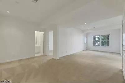 68 Independence Trl, Totowa, NJ 07512 - Photo 34