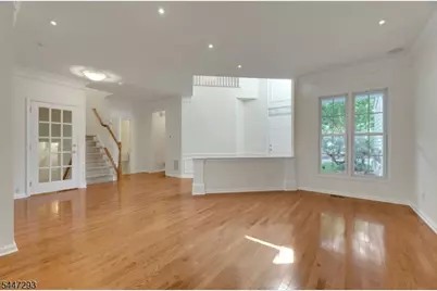 68 Independence Trl, Totowa, NJ 07512 - Photo 16