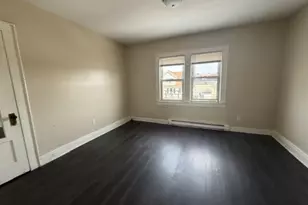 734 Pennington St, Elizabeth, NJ 07202 - Photo 2