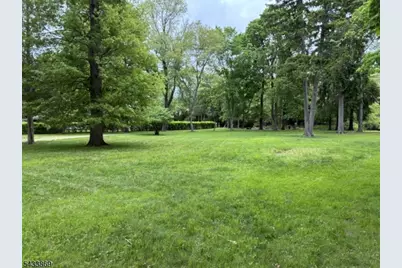 19 Crescent Rd, Wayne, NJ 07470 - Photo 26