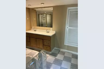 19 Crescent Rd, Wayne, NJ 07470 - Photo 12