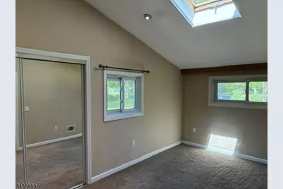 19 Crescent Rd, Wayne, NJ 07470 - Photo 8