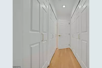 189 Forest Ave #213, Paramus, NJ 07652 - Photo 12