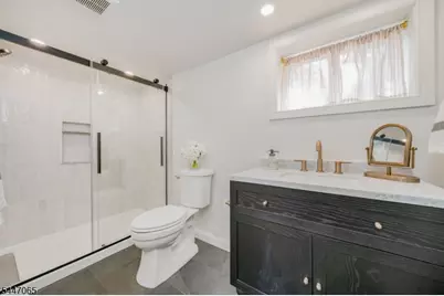 21 Duchamp Pl, Chatham, NJ 07928 - Photo 24