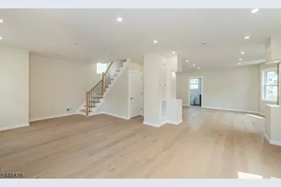 58 Van Duyne Ave, Wayne, NJ 07470 - Photo 10
