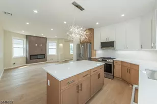 58 Van Duyne Ave, Wayne, NJ 07470 - Photo 4
