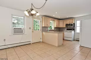 101 Madison Ave, Midland Park, NJ 07432 - Photo 8