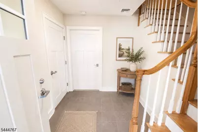 676 Bloomfield Ave #6, Bloomfield, NJ 07003 - Photo 2
