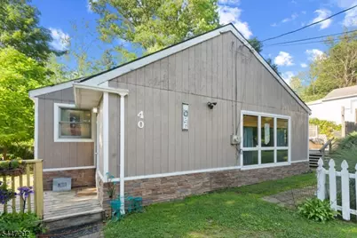 40 Glenridge Rd, West Milford, NJ 07421 - Photo 2