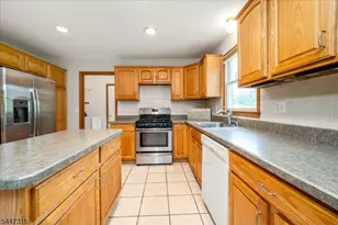 9 Carriage Ln, Hardyston Township, NJ 07419 - Photo 20