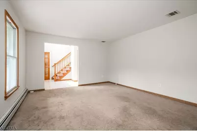 9 Carriage Ln, Hardyston Township, NJ 07419 - Photo 8