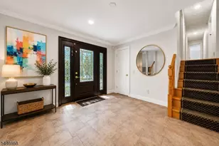 28 Brookside Pl, Livingston, NJ 07039 - Photo 4