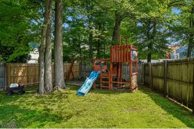 28 Brookside Pl, Livingston, NJ 07039 - Photo 26