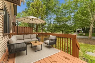 3 Chelsea Cir, Raritan Township, NJ 08822 - Photo 2